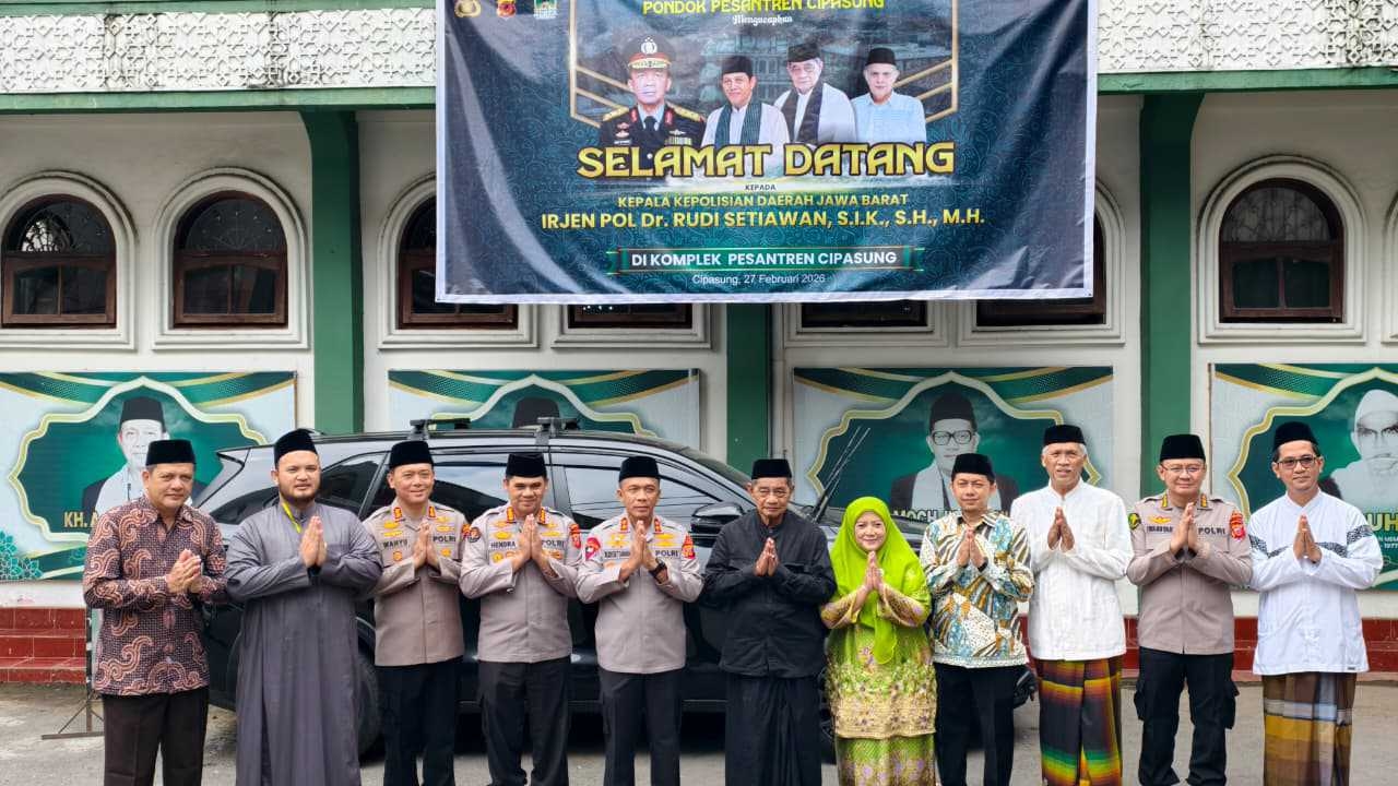 Sinergi Ulama-Polri: Kapolda Jabar Irjen Pol Rudi Setiawan Siapkan Pos Mudik di Masjid dan Beri Hadiah Umroh