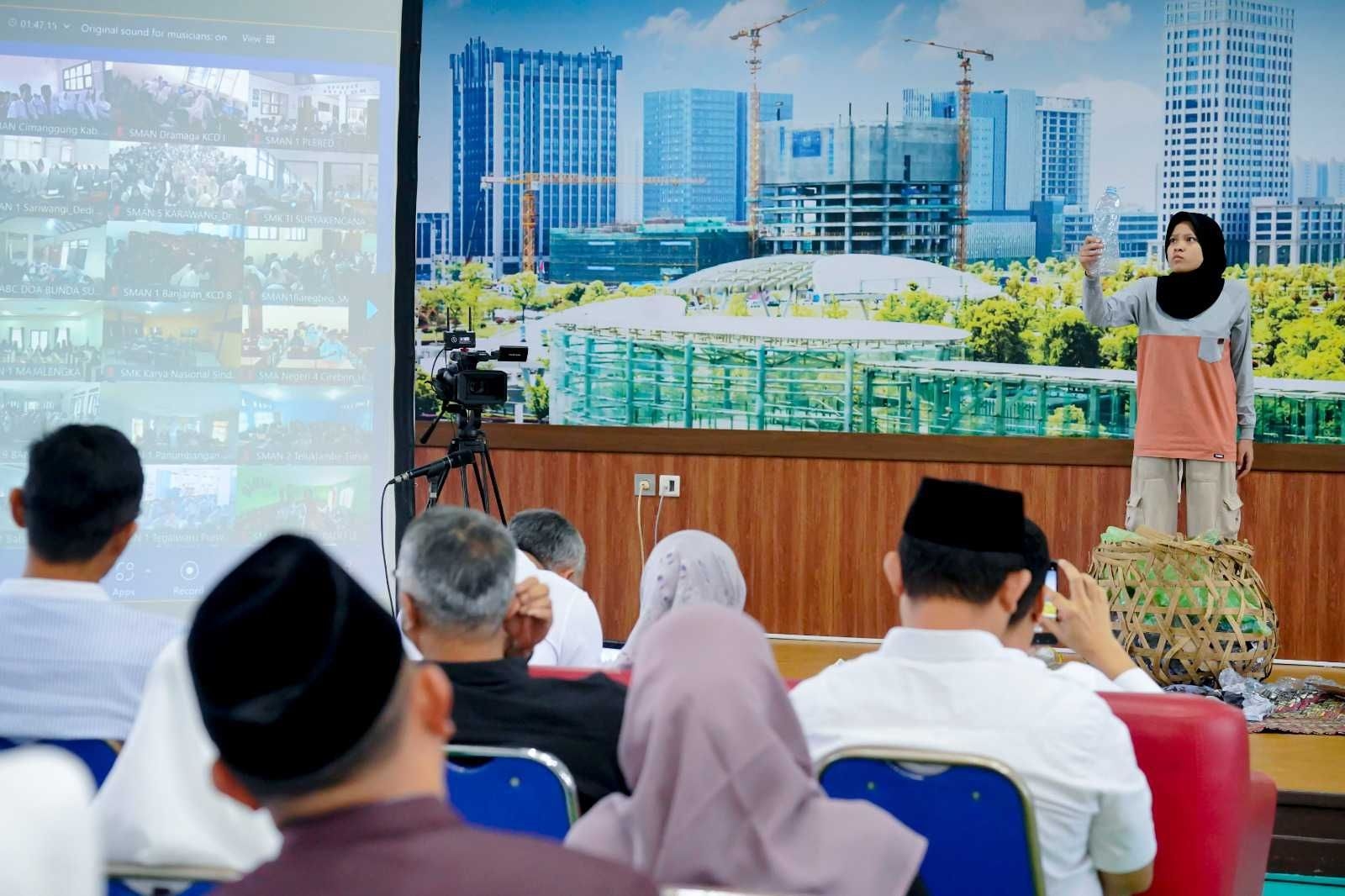Kadisdik Jabar Purwanto Buka Pesantren Ekologi Ramadan 1447 H: Rawat Bumi dengan Pancaniti