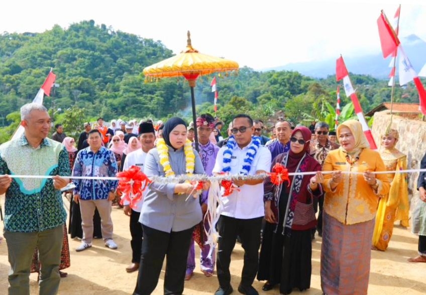 Resmikan Gedung Baru SMKN 1 Arjasari, Kadisdik Jabar Dorong Siswa Bangun Growth Mindset