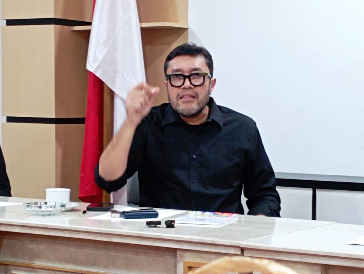 Sebut Akibat Konflik Pengelolaan, Ono Surono Soroti Tajam Kematian Anak Harimau di Bandung Zoo