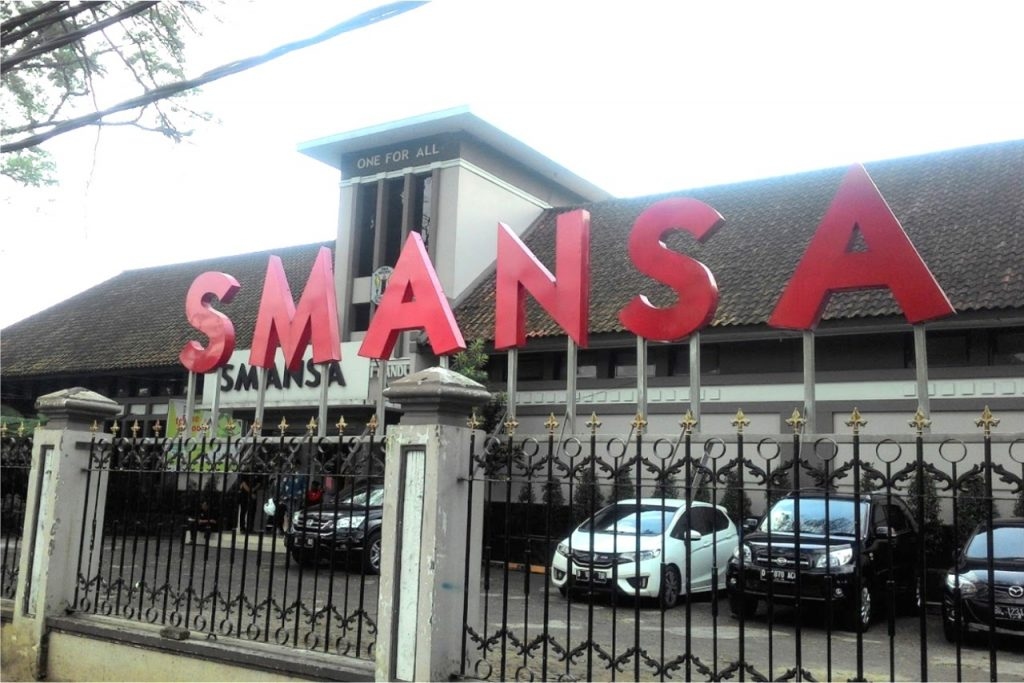 Sengketa Lahan SMAN 1 Bandung Berakhir: MA Tolak Kasasi PLK, Aset Resmi Milik Jabar!