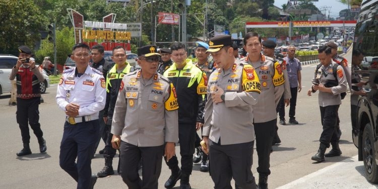 Urai Kemacetan Arus Balik, Kapolda Jabar Tinjau Kesiapan Lalu Lintas Puncak Bogor 2026 di Pos Polisi Hoegeng