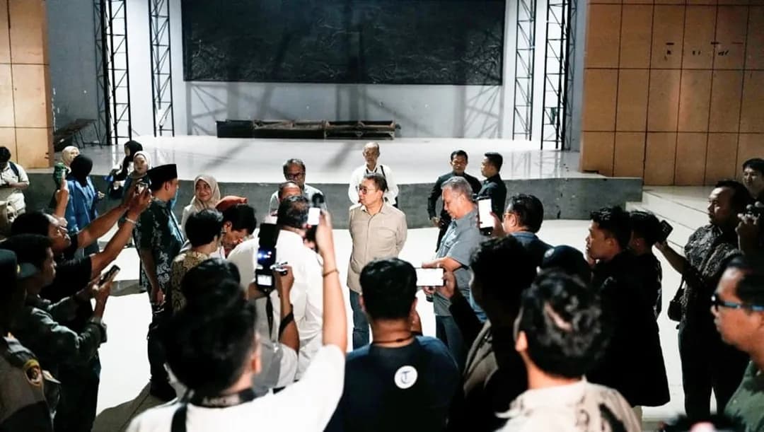 Fadli Zon Dorong Revitalisasi Keraton Kasepuhan dan Gedung Rarasantang Cirebon