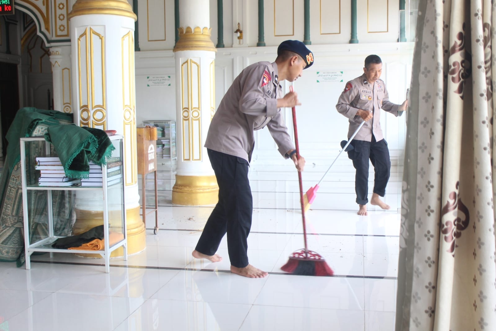 Brimob Aceh Gelar Kurvei di Masjid Darul Huda, Dukung Program Indonesia ASRI
