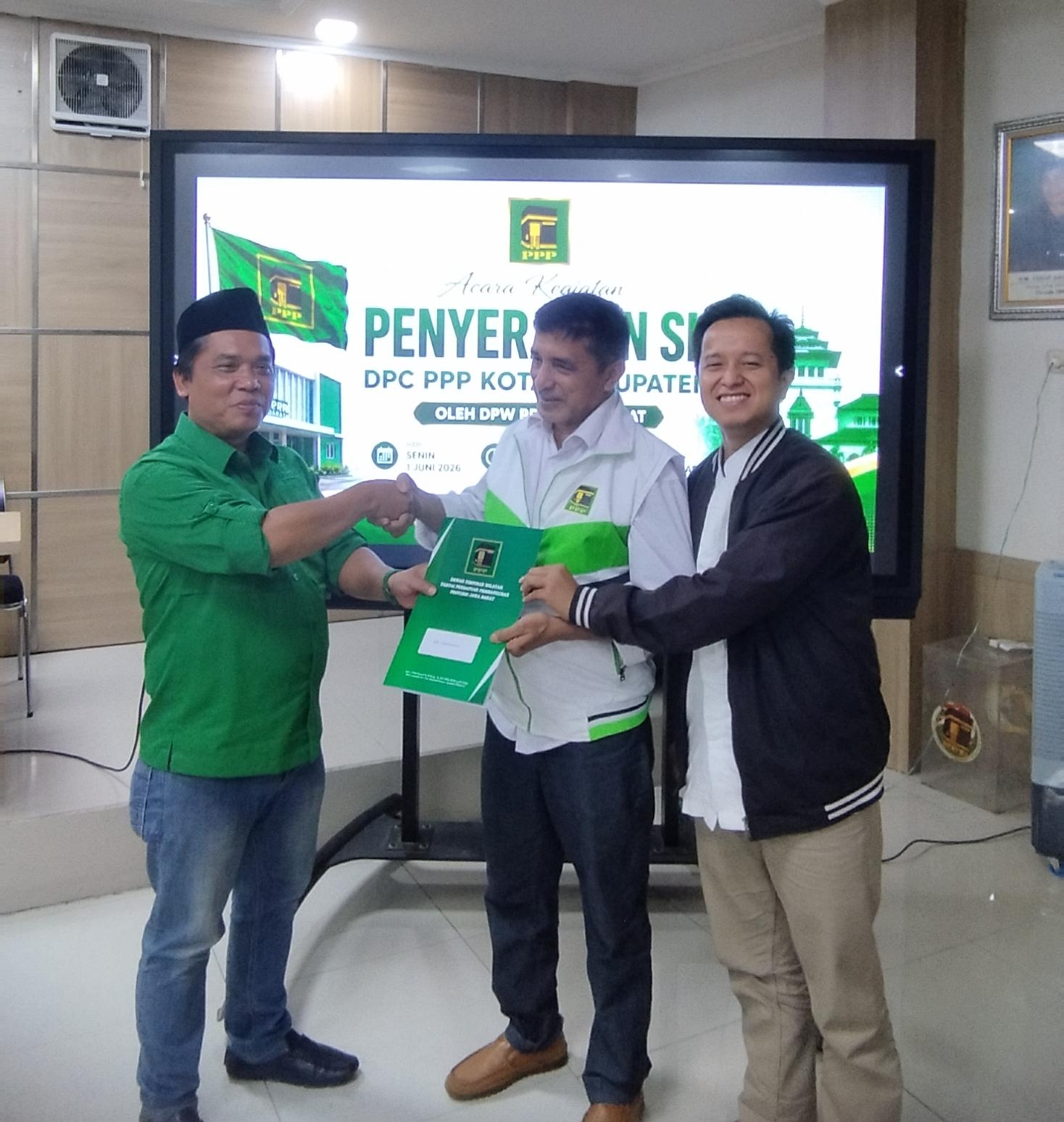 DPC PPP Purwakarta Resmi Terima SK DPP, Habib Salim Syueb Nahkodai Kepengurusan Baru