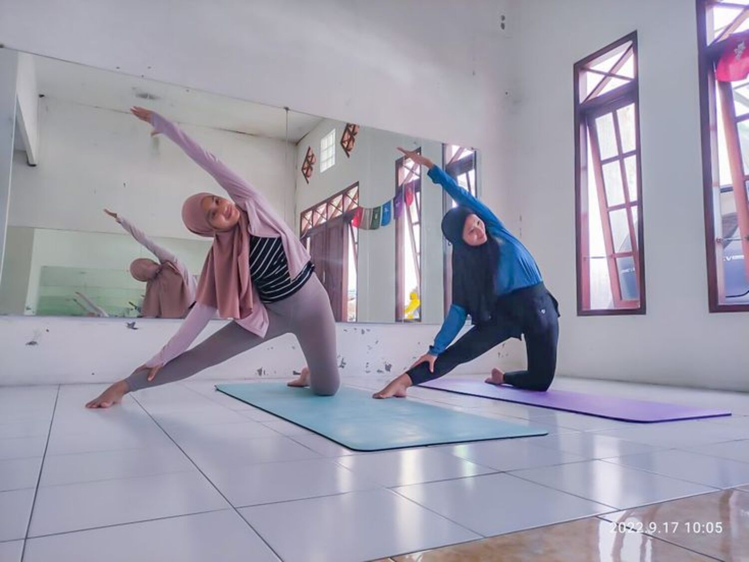 10 Olahraga Ringan di Rumah yang Efektif untuk Kesehatan