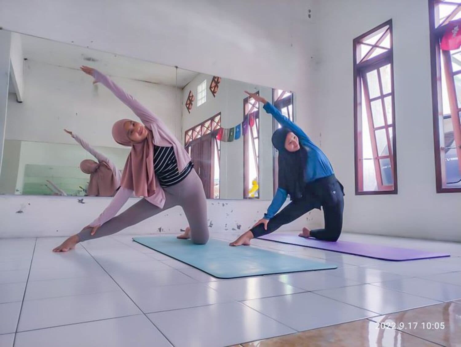 10 Olahraga Ringan di Rumah yang Efektif untuk Kesehatan