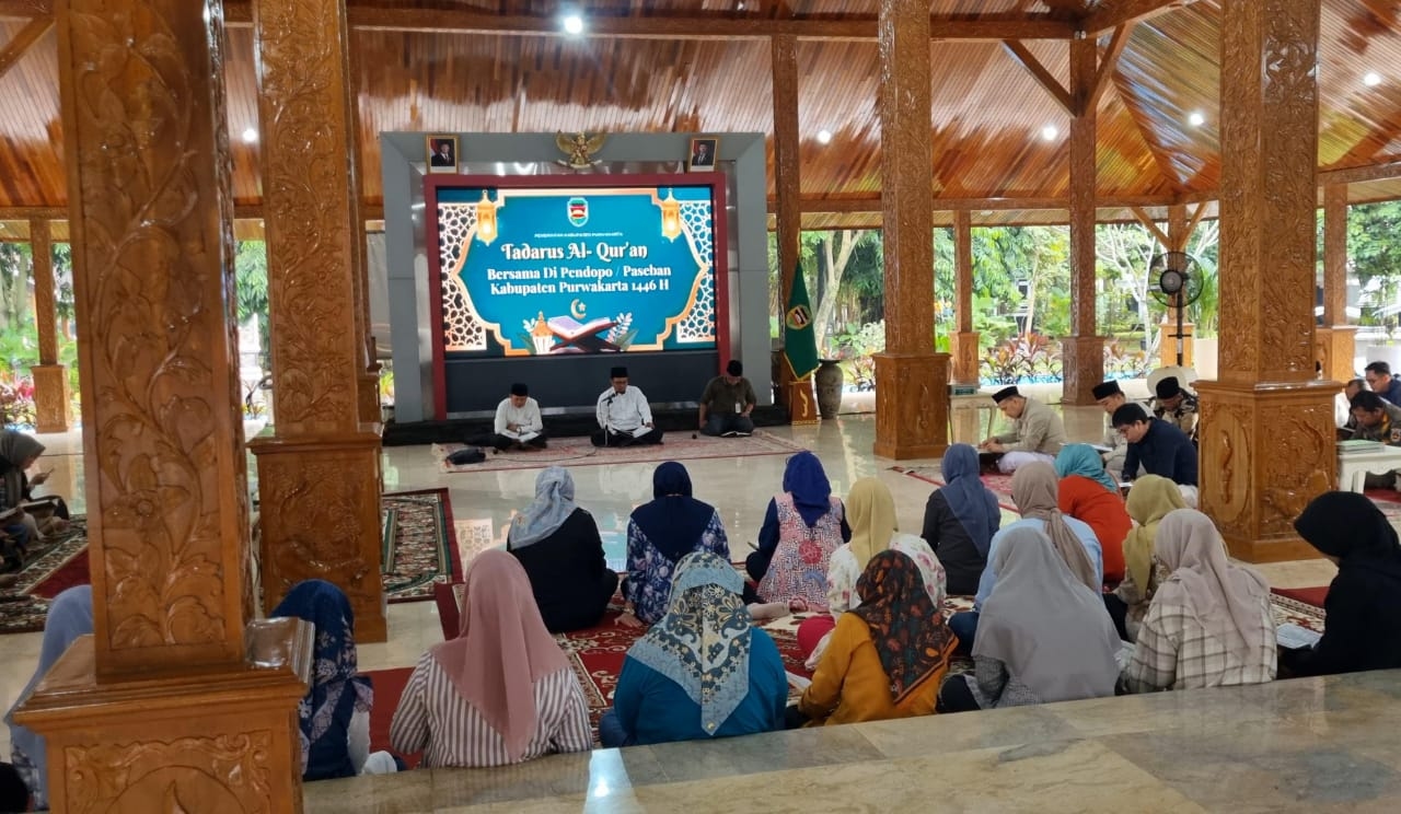 Pemerintah Daerah Kabupaten Purwakarta Terapkan Kebijakan Tadarus Al-Quran Rutin Selama Ramadan Bagi ASN Sebelum Bekerja