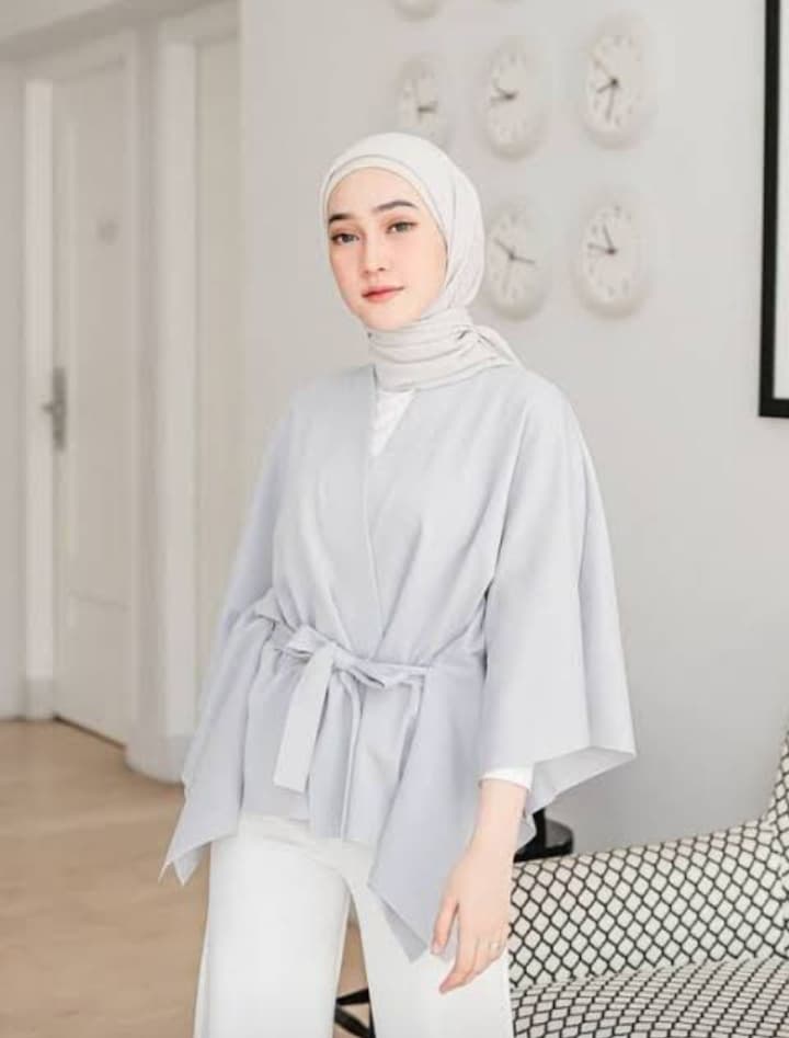 Kemeja Wanita yang Tren dan Stylish untuk Lebaran 2025