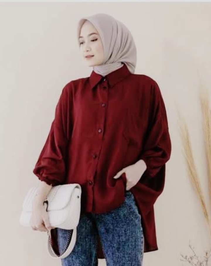 Kemeja Oversize Wanita: Tren Keren dan Stylish untuk Lebaran 2025