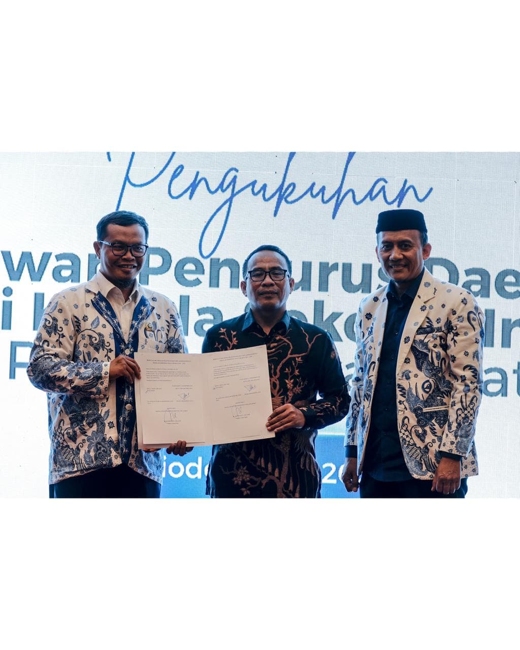 Kukuhkan DPD AKSI Jabar, Kadisdik Purwanto Tantang Kepala Sekolah Bangun Peradaban Baru di Sekolah