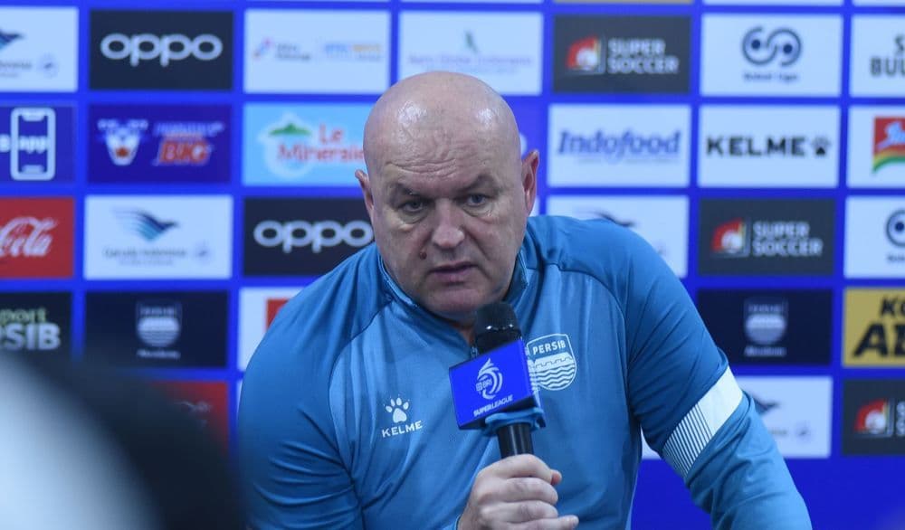 Hanya Jeda Dua Hari, Bojan Hodak Pastikan Persib Siap Tempur Lawan Madura United di GBLA
