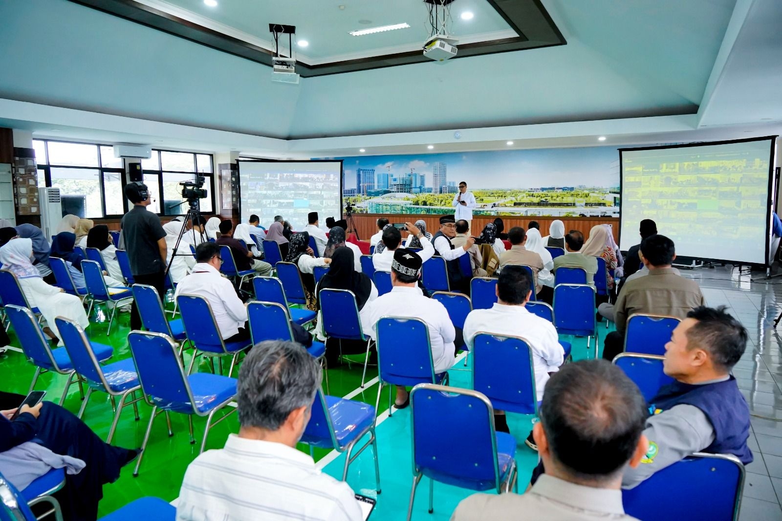 Internalisasi Nilai Pancawaluya, Sekdisdik Jabar Deden Saepul Hidayat Ajak Siswa Jadikan Kebersihan Cermin Iman