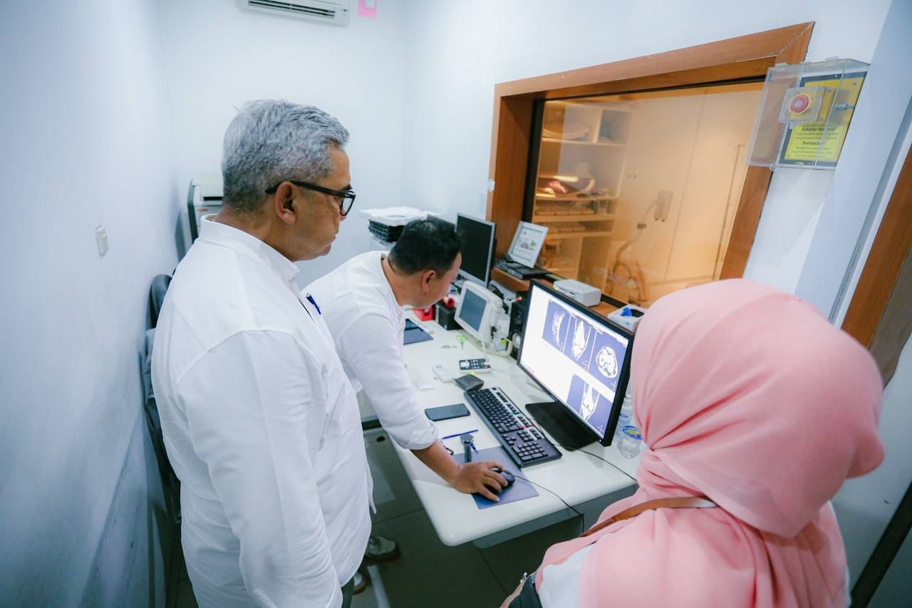 Ancam Sikat Pimpinan RS, Wali Kota Bandung Larang Penolakan Pasien Selama Masa Transisi PBI